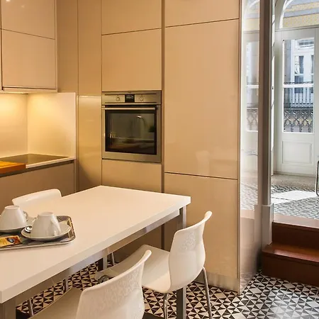 Cardosas Charming Apartment With Balconies Porto Room photo